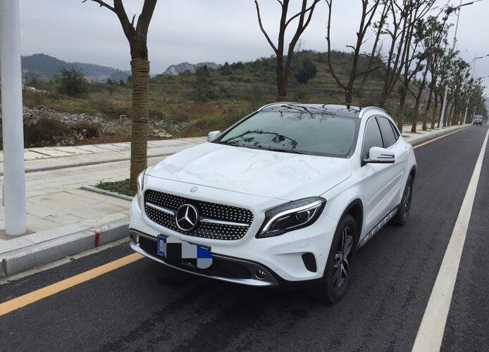 奔驰GLA正常行驶突然爆缸，质量问题频发的奔驰将走向何方？