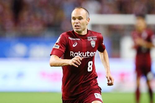 足坛十大巨星伊布,2014年c罗戴帽伊布2球出线