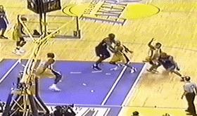 nba2kol文斯卡特98版扣篮动作,文斯卡特大风车扣篮背后角度