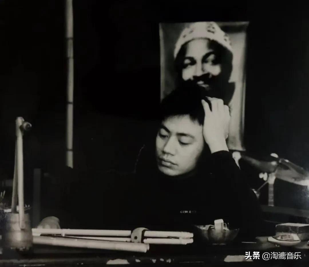 三少去世,三少追悼会