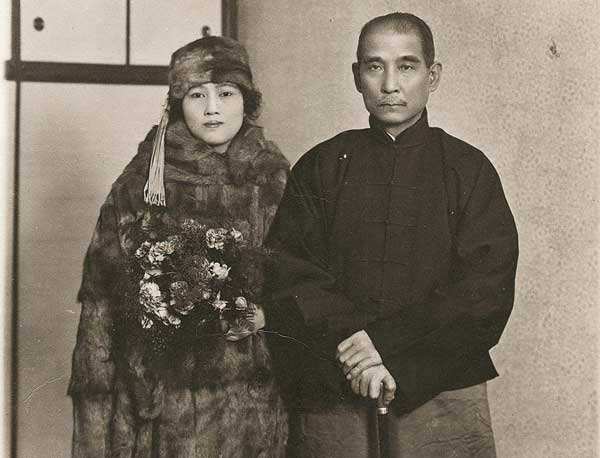 民国第一家族，姐妹都嫁给大总统，蒋介石都觉得高攀不起