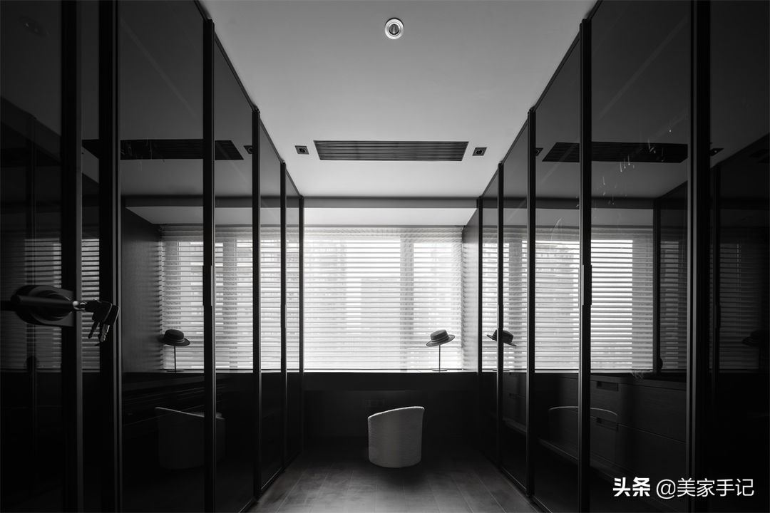 江苏发现一位40岁阿姨的家，那叫一个高级，拍给大伙瞅瞅，超有品