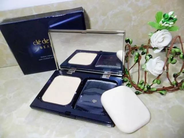 cpb肌肤之钥遮瑕棒,正确cpb隔离dw粉底液上妆方法