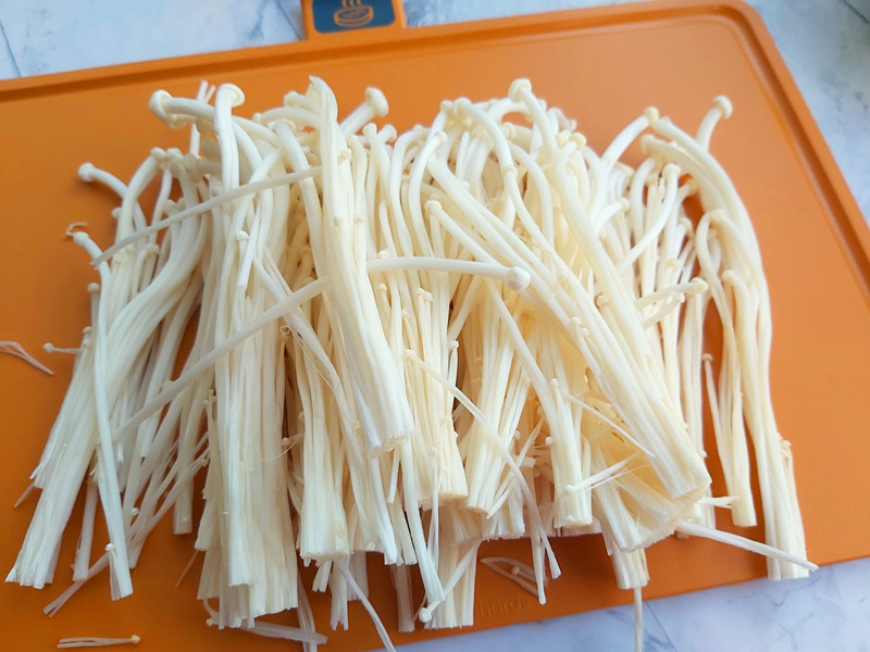 锡纸金针菇烤箱做法低脂,低脂锡纸金针菇牛肉做法