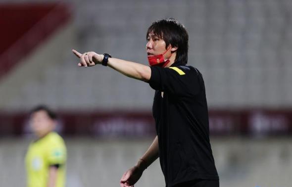 国足逼平,国足0-1不敌叙利亚阵型