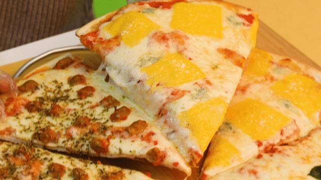 奇奇怪怪的披萨又增加了，意大利老板开的披萨店，超正宗