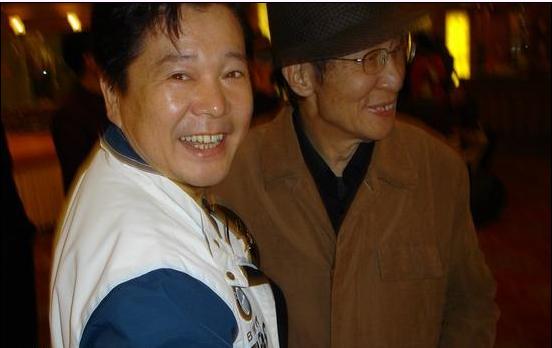 侯耀文德云社拜师仪式,德云社参加侯耀文告别仪式