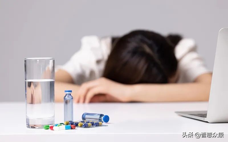 一招解决头痛欲裂,头痛欲裂怎么食疗