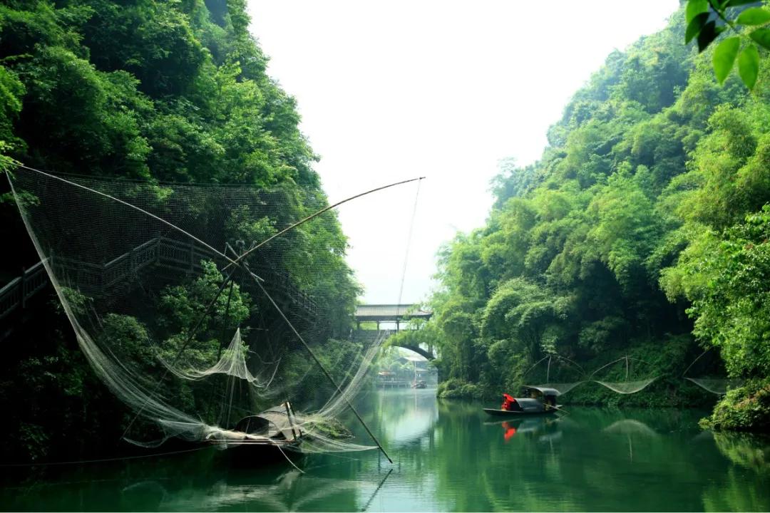 湖北a级景区对全国游客免费,湖北a级景区对援鄂医护免票