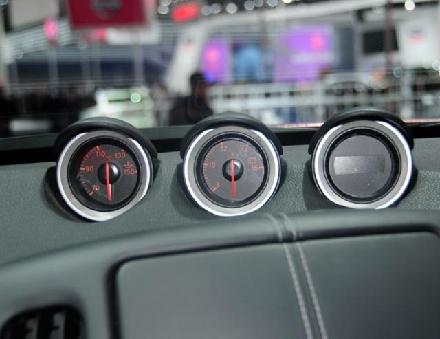 日产370z手动评测,日产新款370z跑车打造