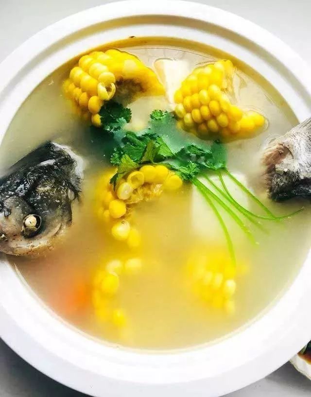 炖鱼的家常做法放什么菜好吃,家常炖鱼简单又好吃的做法