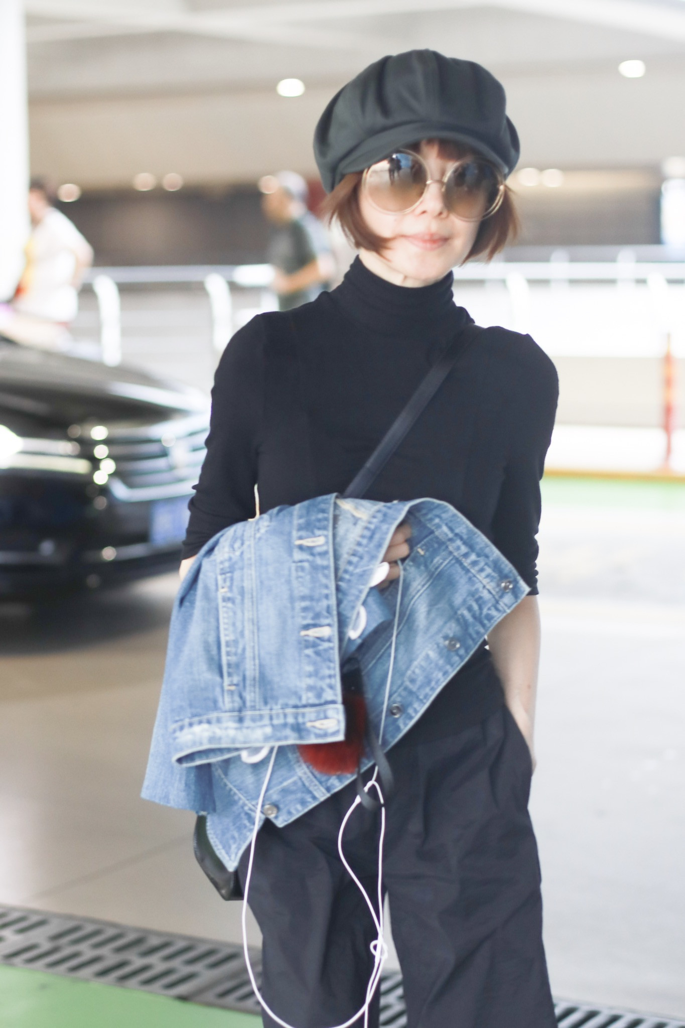 49岁鲁豫瘦得像老人,47岁鲁豫现身机场骨瘦如柴