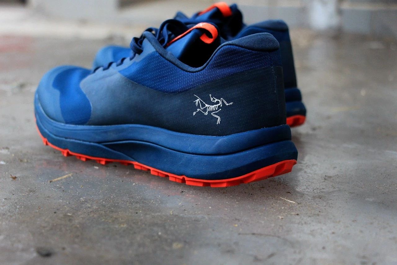 始祖鸟鞋男款冬季评测,始祖鸟夏季男款休闲运动鞋测评