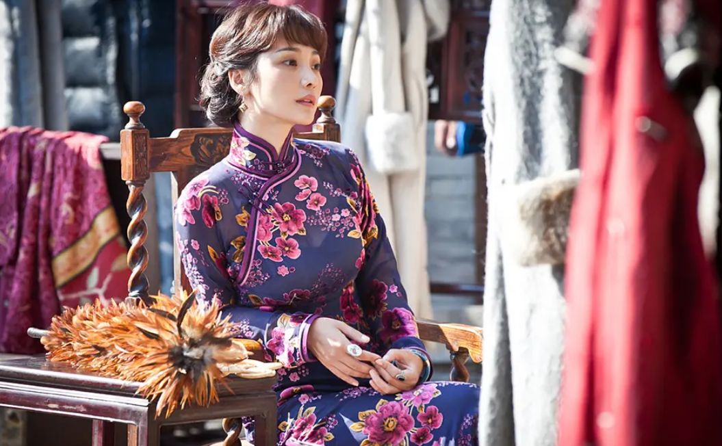 “借胸上位”的柳岩，还要被误会多久？