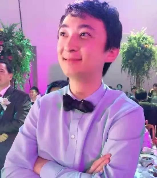 王思聪被女网红怼的体无完肤,王思聪晒女网红