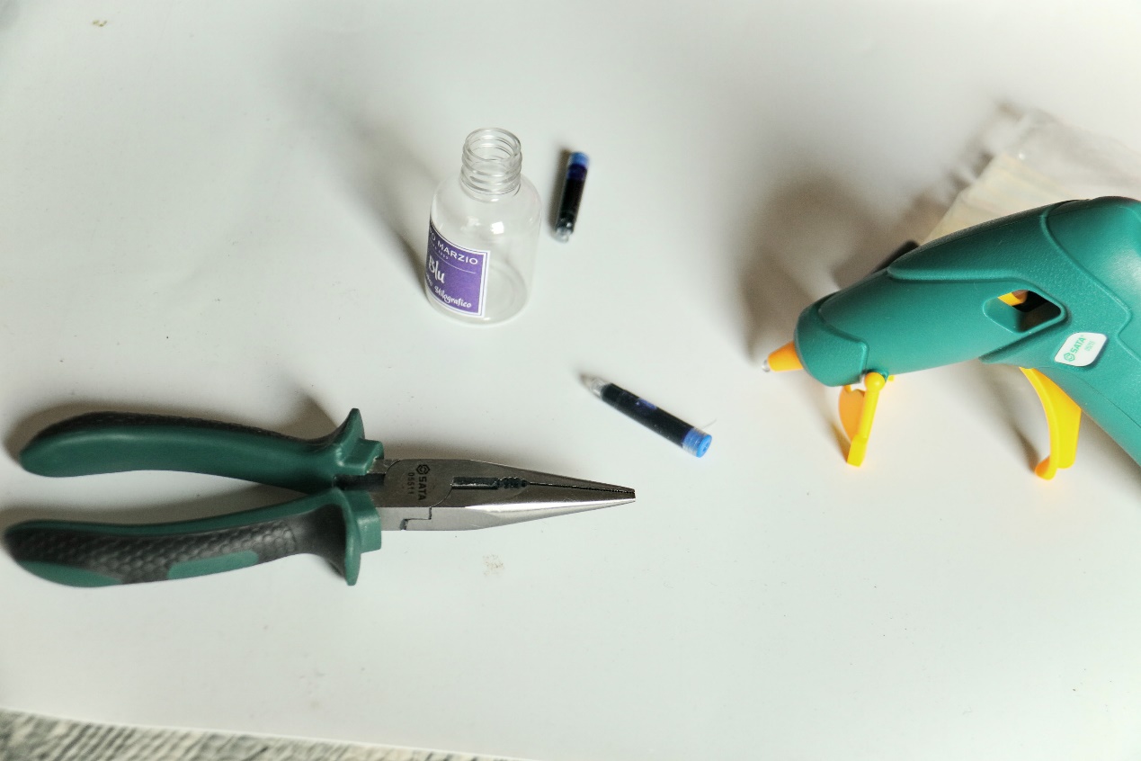 万物皆可粘的纳米胶手工,万物皆可粘后续