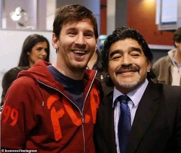 突发！世纪球王巨星马拉多纳陨落离世，贝克汉姆悼念：悲伤的一天