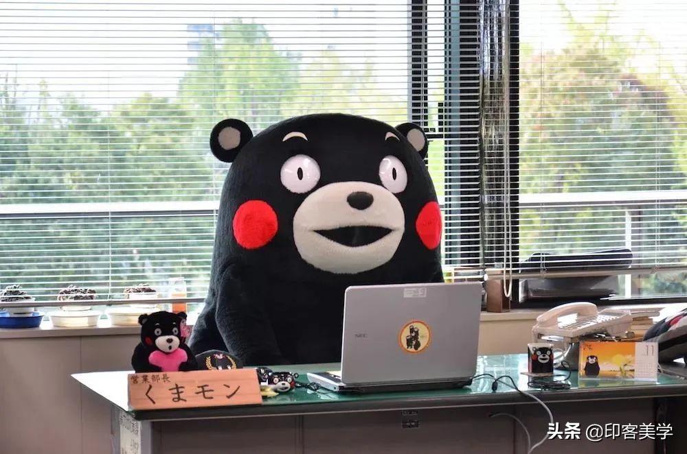 “萌物”，正在掏空年轻人的钱包