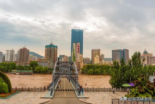 张雪峰讲电气工程及其自动化专业,女生学什么专业就业前景好张雪峰