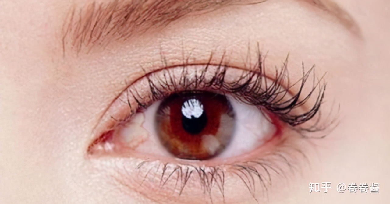 眼睛细长怎么化妆好看,眼间距宽怎么化妆小妙招