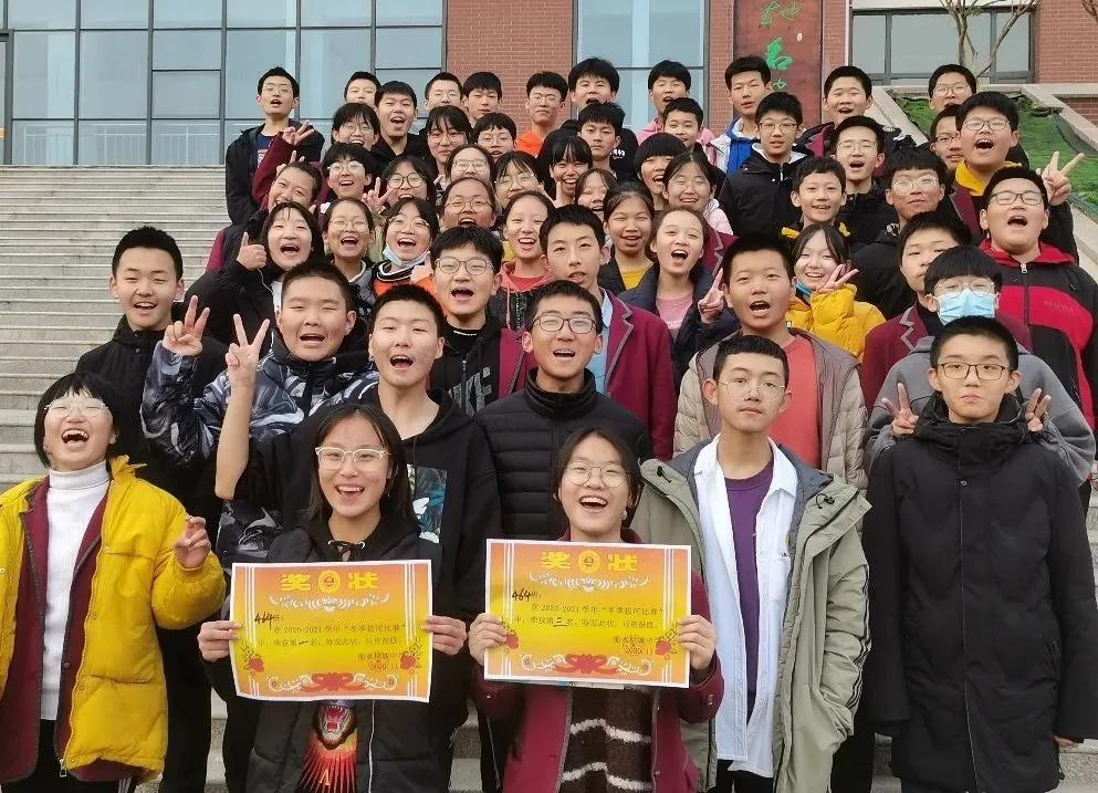 家长送锦旗感谢老师的发言稿,家长为教师送锦旗感谢信