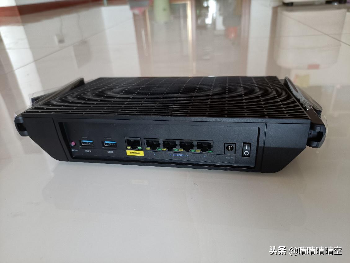 领势mr9600路由器有实力才敢低调,领势mr9600和小米ax9000