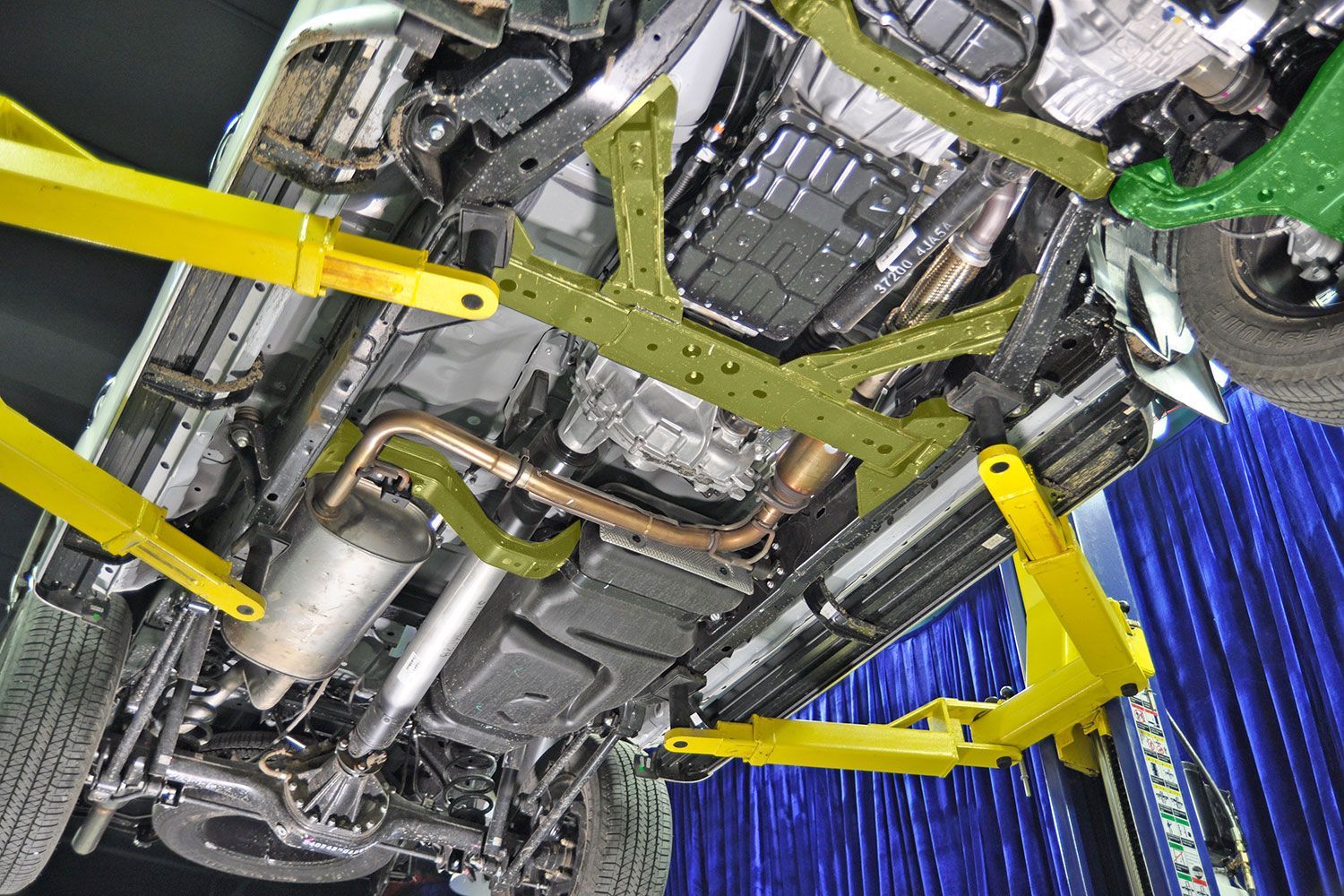 售价不到8万是第一款6座国产suv,价格20万的后驱车