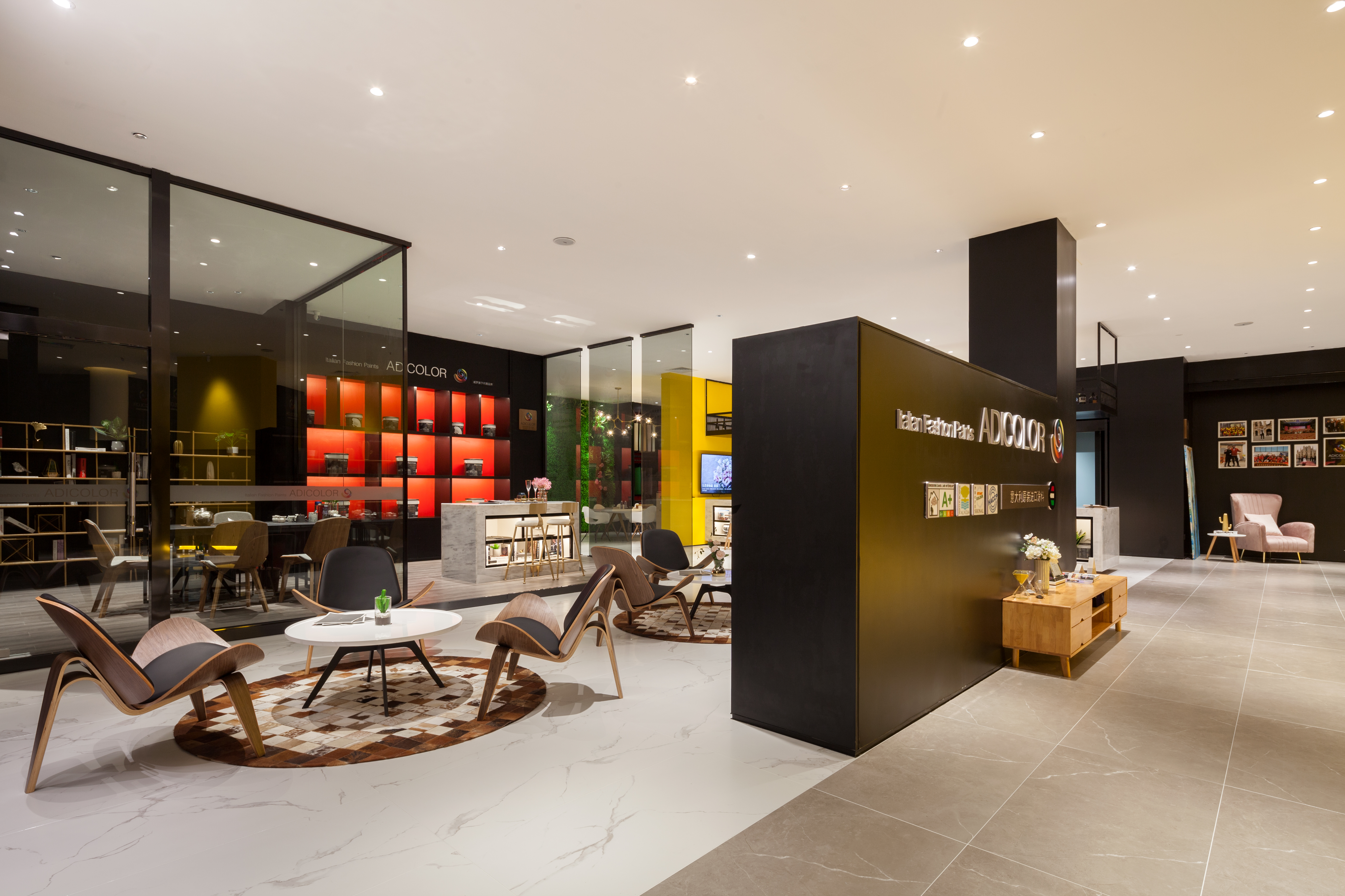 由伟壮设计高端研发中心,涂料店设计大师排名前十