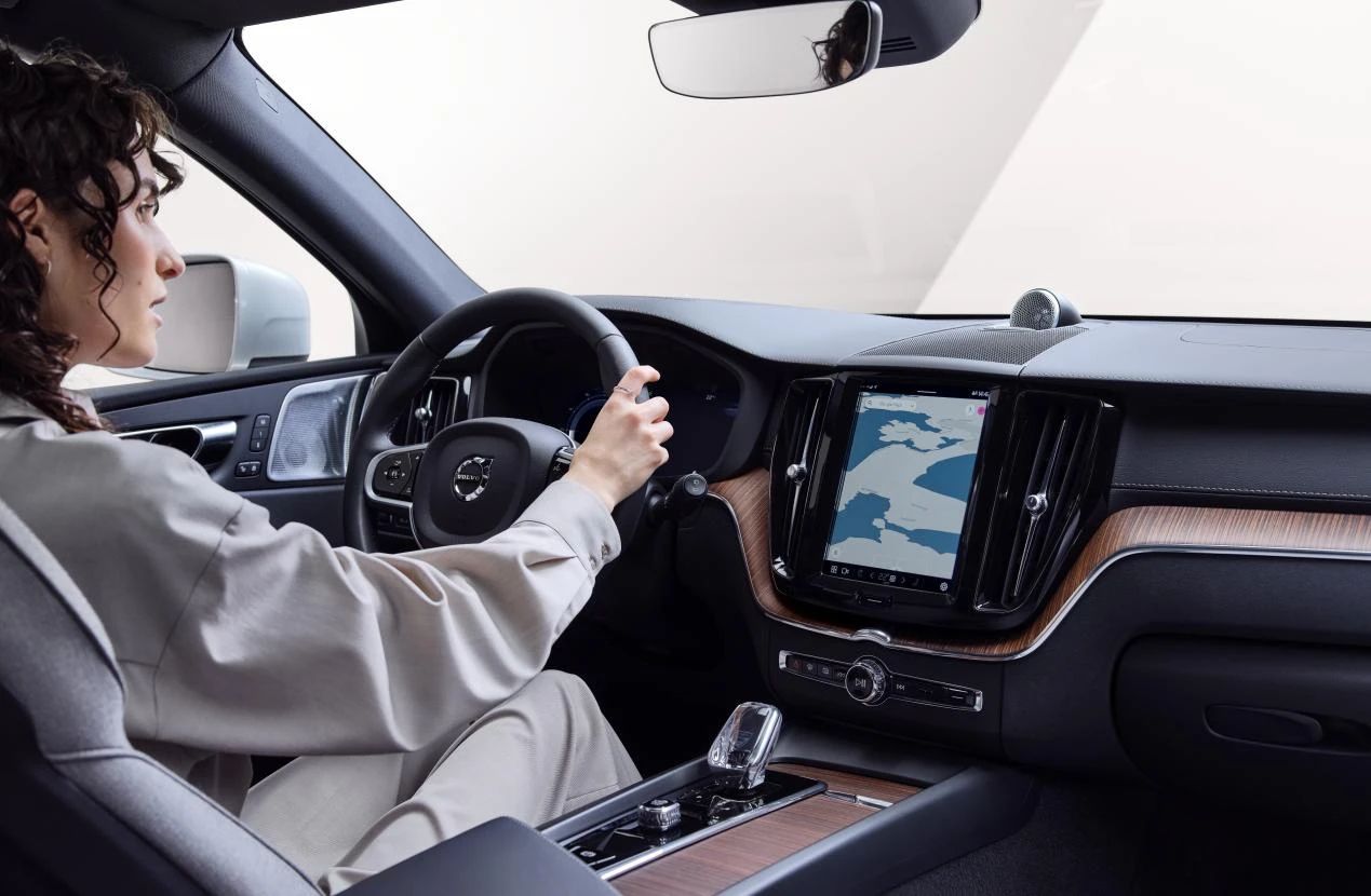 沃尔沃xc60六方位讲解,怎样才能赢下足球比赛