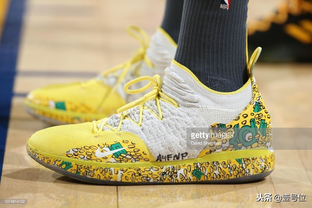 2018年圣诞大战詹姆斯穿的球鞋,2018年都有哪些经典球鞋