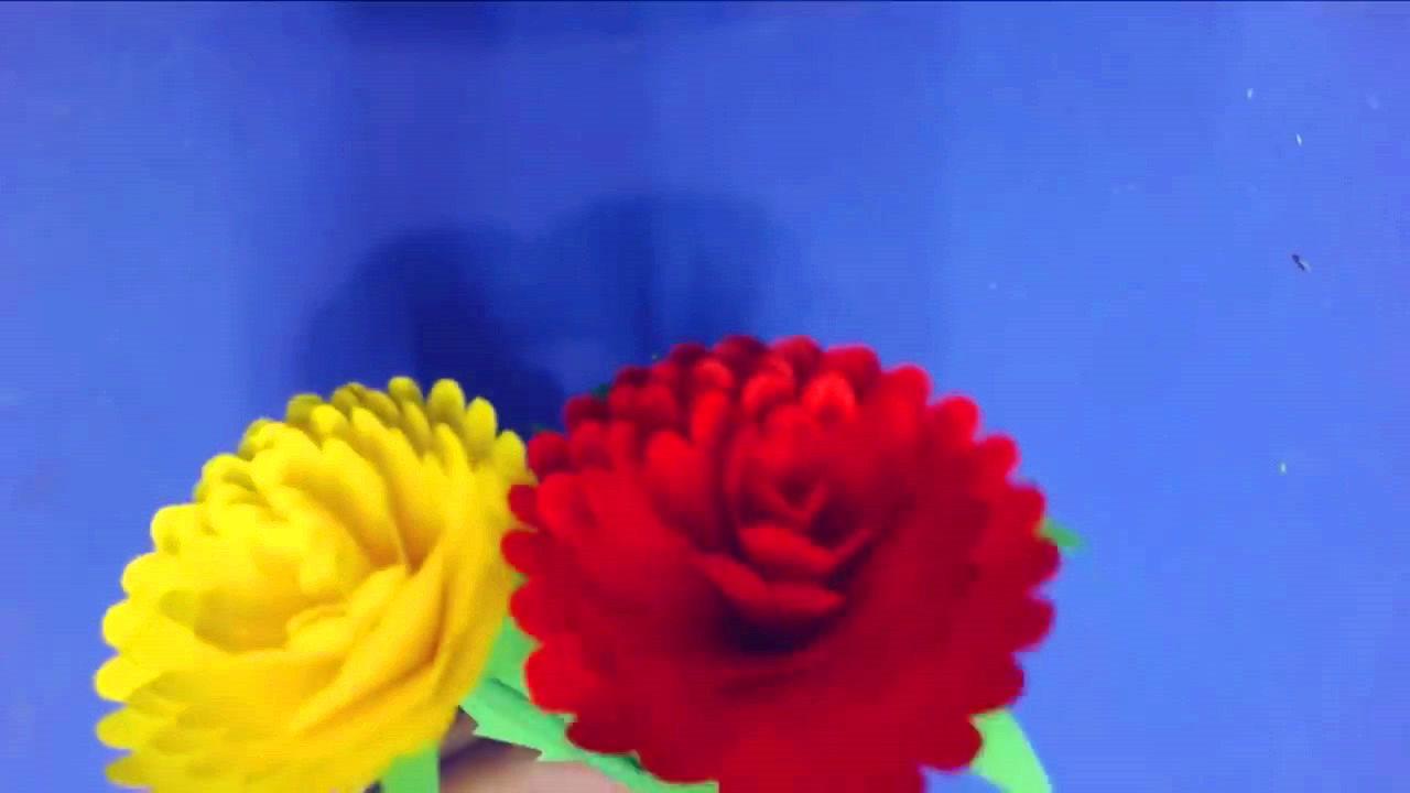 送给妈妈的用剪纸做的花朵手工,剪纸花朵制作教程步骤图解