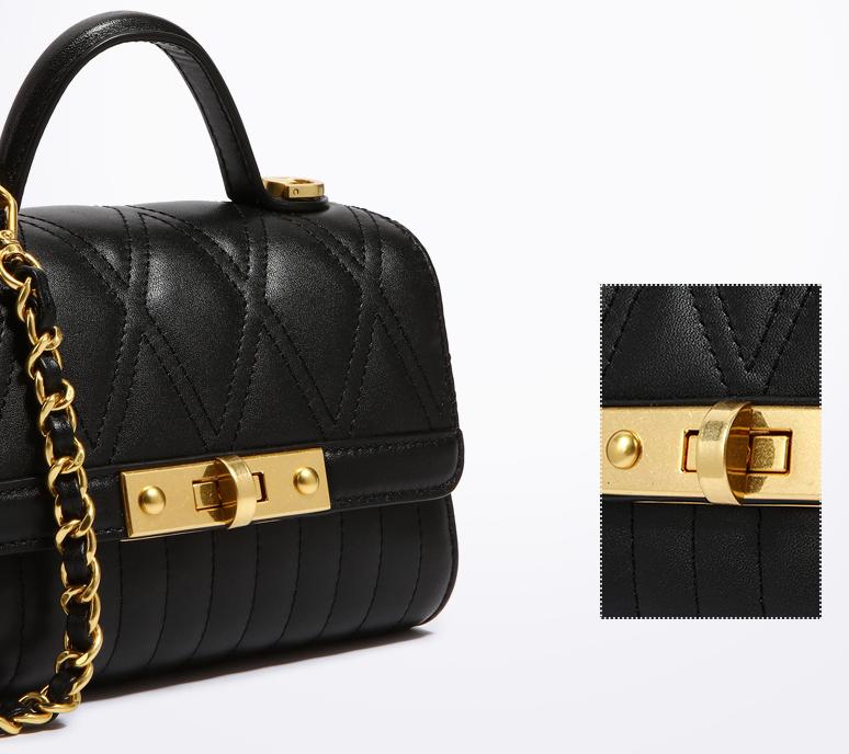 戚薇背的复古包,戚薇同款斜挎兔子包