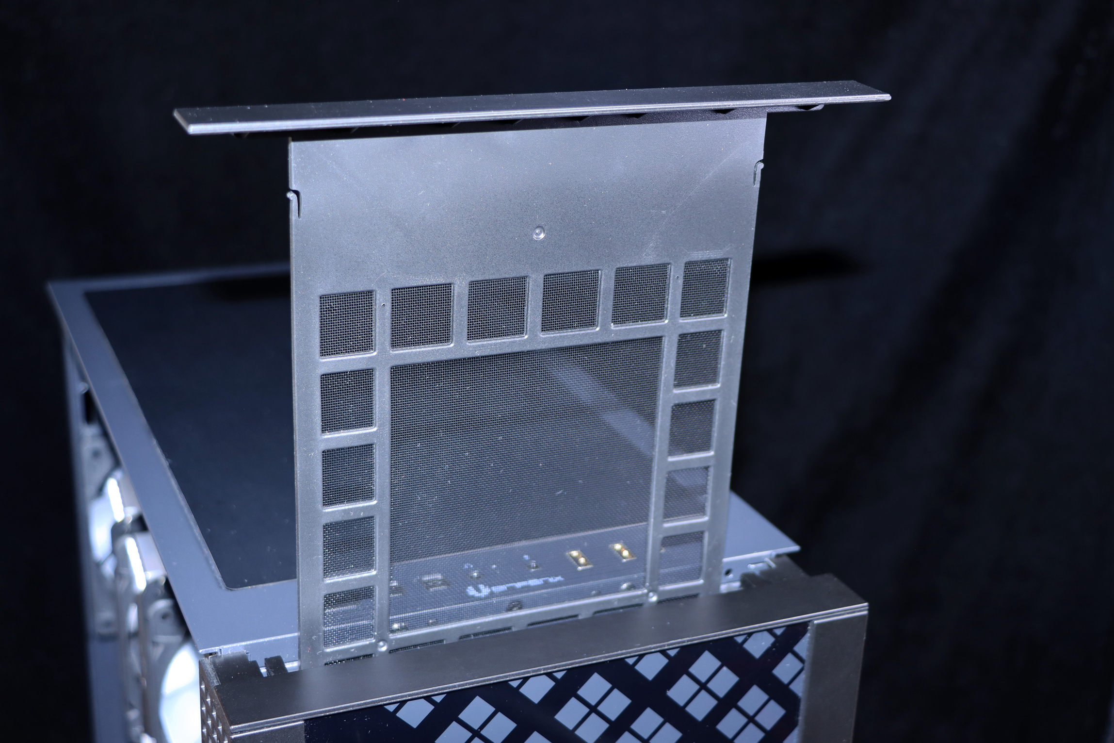 i510400kf和i79700区别,i510400f好还是i79700k