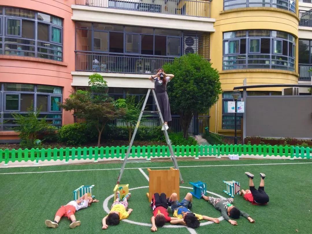 孩子毕业照创意道具,教你给孩子做一个毕业照