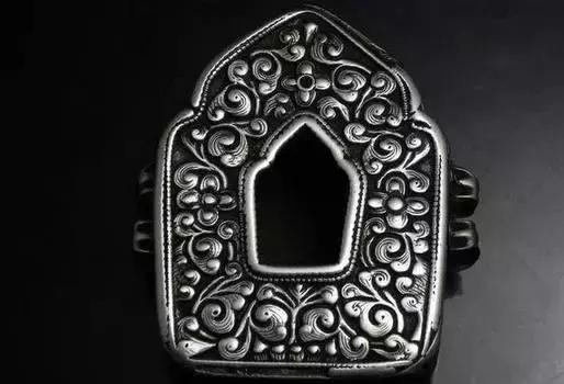 藏式老型佛珠的形制,藏式的佛珠