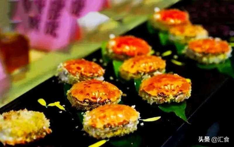 香煎野米笋饼、菊花蟹斗、烟熏三文鱼蒸白玉