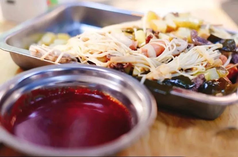 牛市口到望平坊，看成都地摊如何珍藏城市烟火气