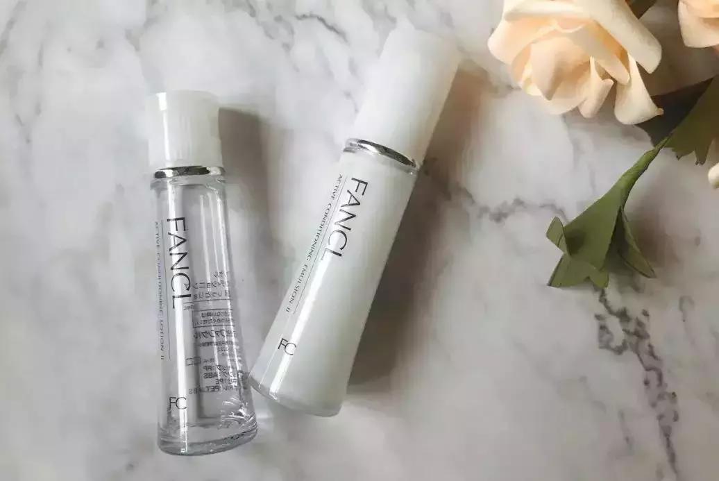 干皮夏天护肤水推荐,干皮用什么保湿水效果最好呢女士