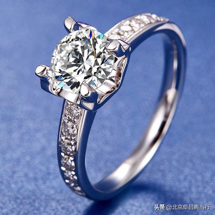 氧化锆石和钻石的区别,莫桑石锆石和钻石什么区别