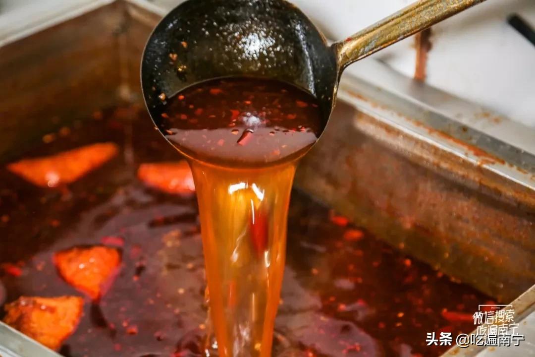 建政路柳州螺蛳粉,半夜两点还开的柳州螺蛳粉