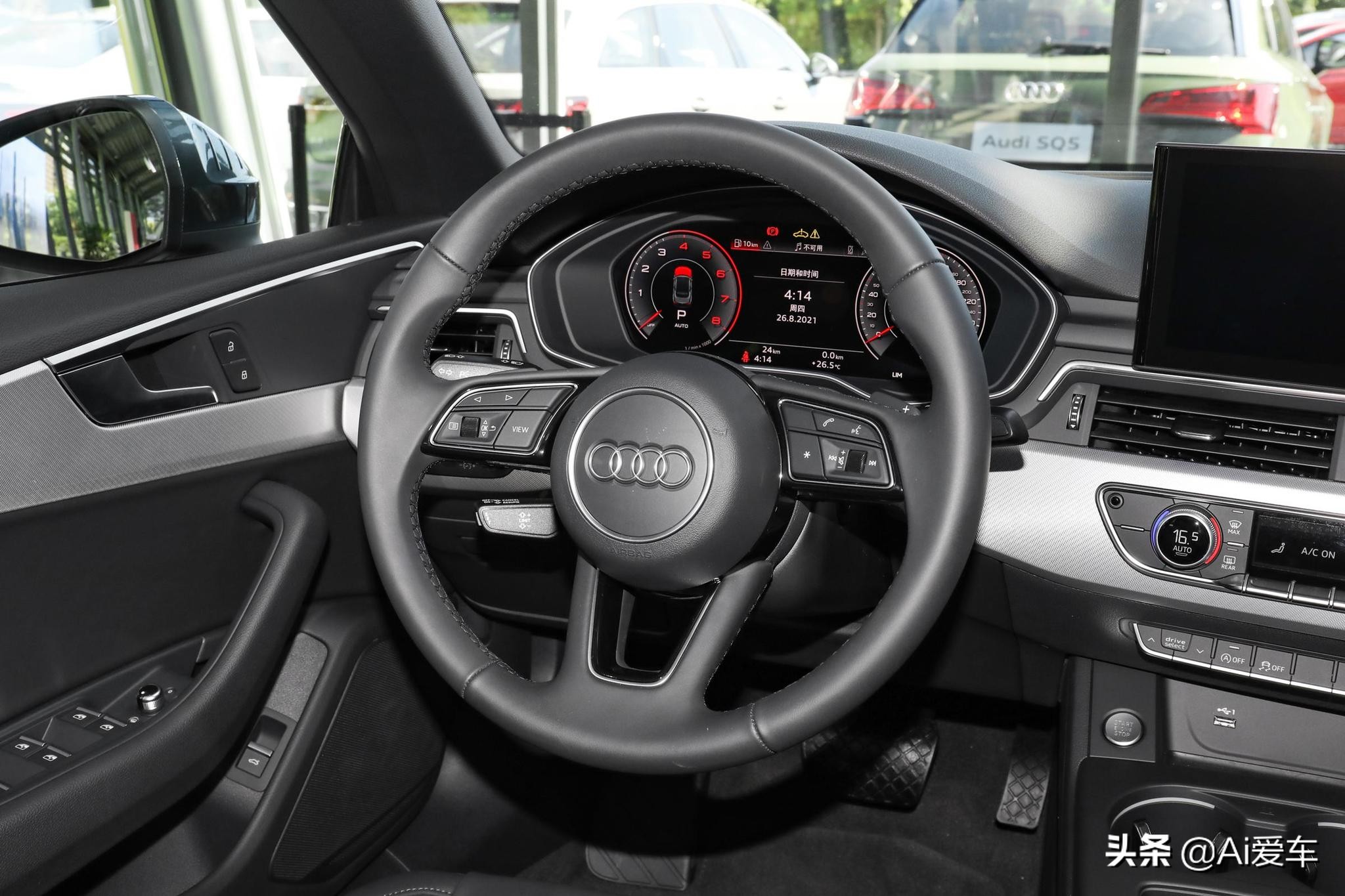 2门4座硬顶进口轿跑，大排量油耗6.4L，原装豪华品牌，实拍奥迪A5