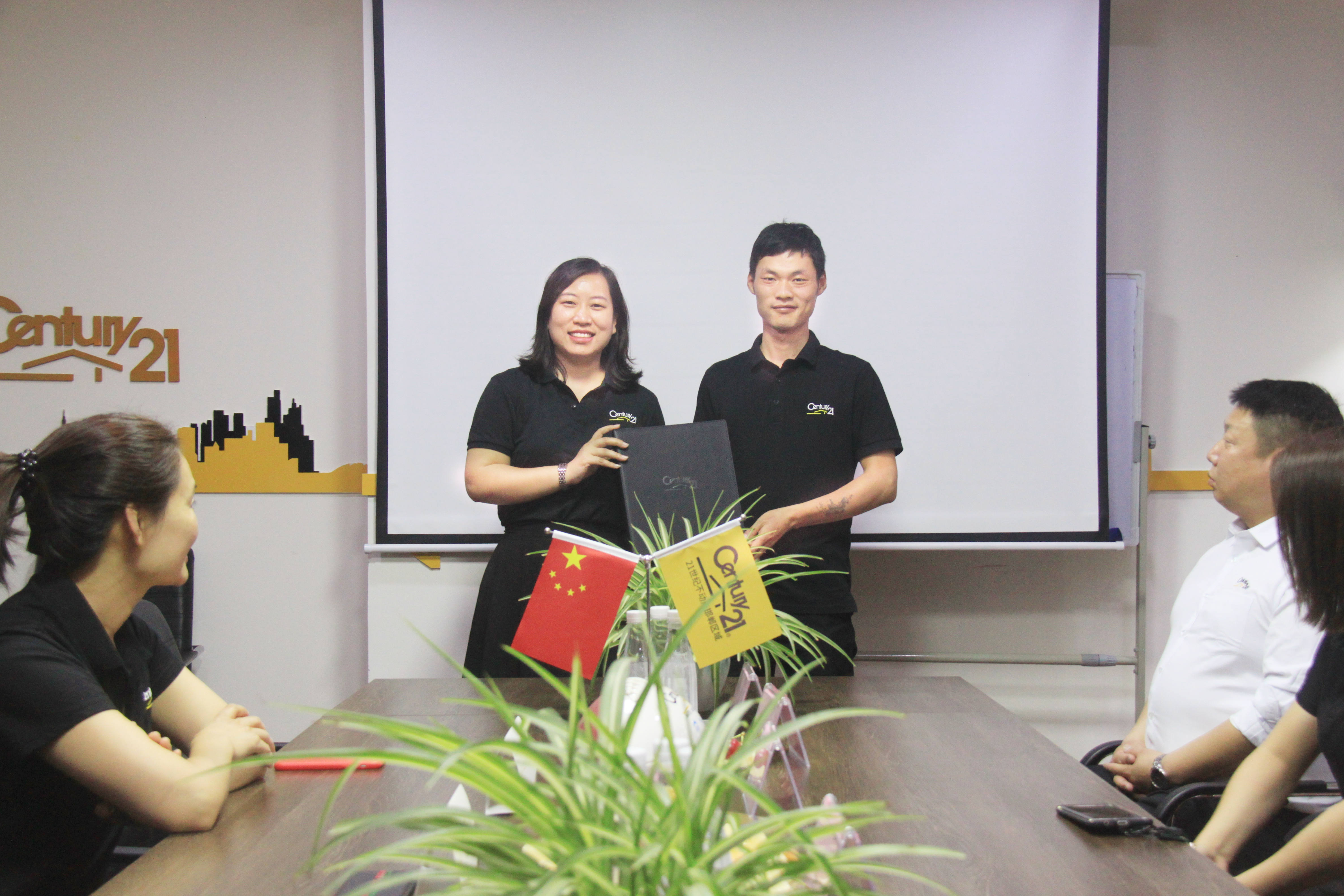 邯郸21世纪不动产邯郸有几家,邯郸市21世纪不动产丰收路店