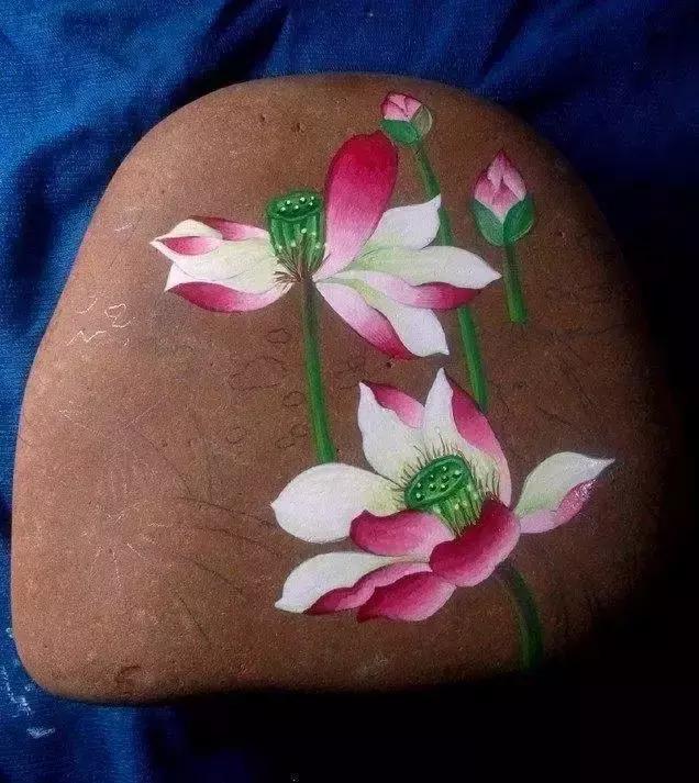 禅意石头画荷花画法,石头画图片大全简单荷花风景