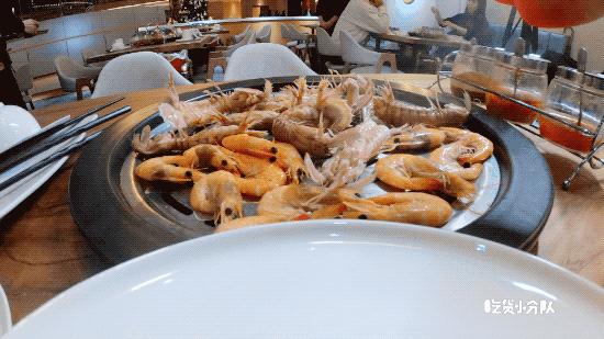 专吃加勒比海盗的店，还敢吃罗志祥