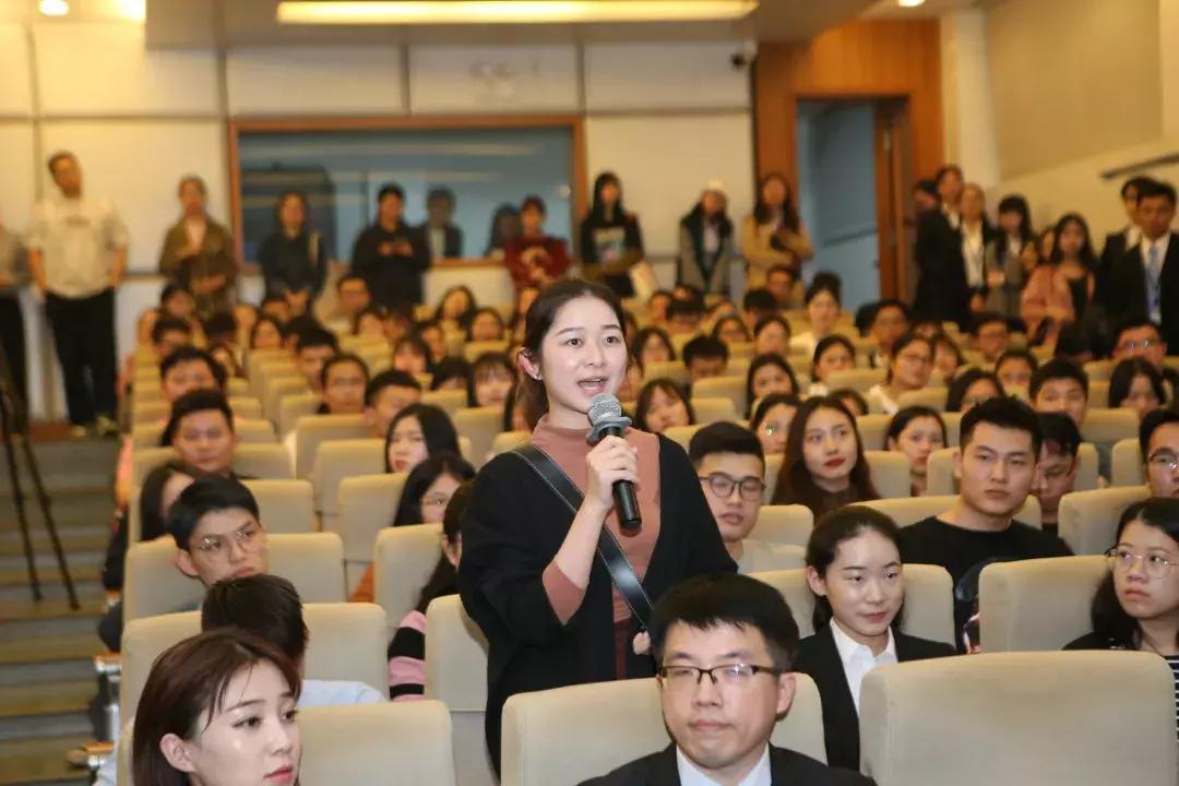 拿到offer一个月入职合适,应届生无经验如何快速拿到offer