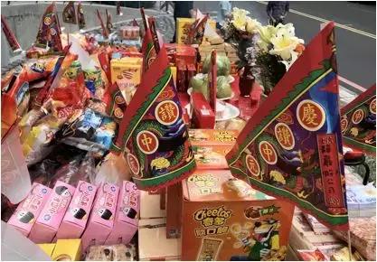 又是一年一度的中元节即将来临,中元节致我远去的亲人