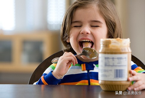 维生素e软胶囊药用和保健区别,维生素e怎么用食物补充