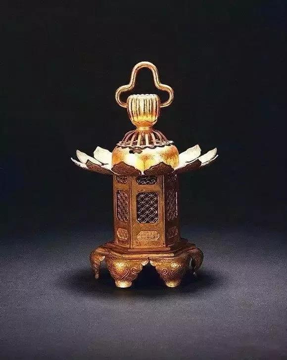 宫灯，流影中的精致时光