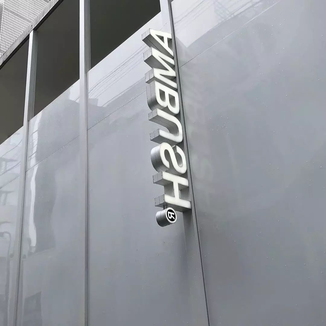 王一博西装复古风,王一博的心头肉