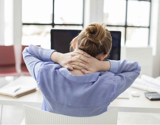 肩颈肌肉疼硬怎么缓解,肩颈肌肉疼痛有什么办法缓解